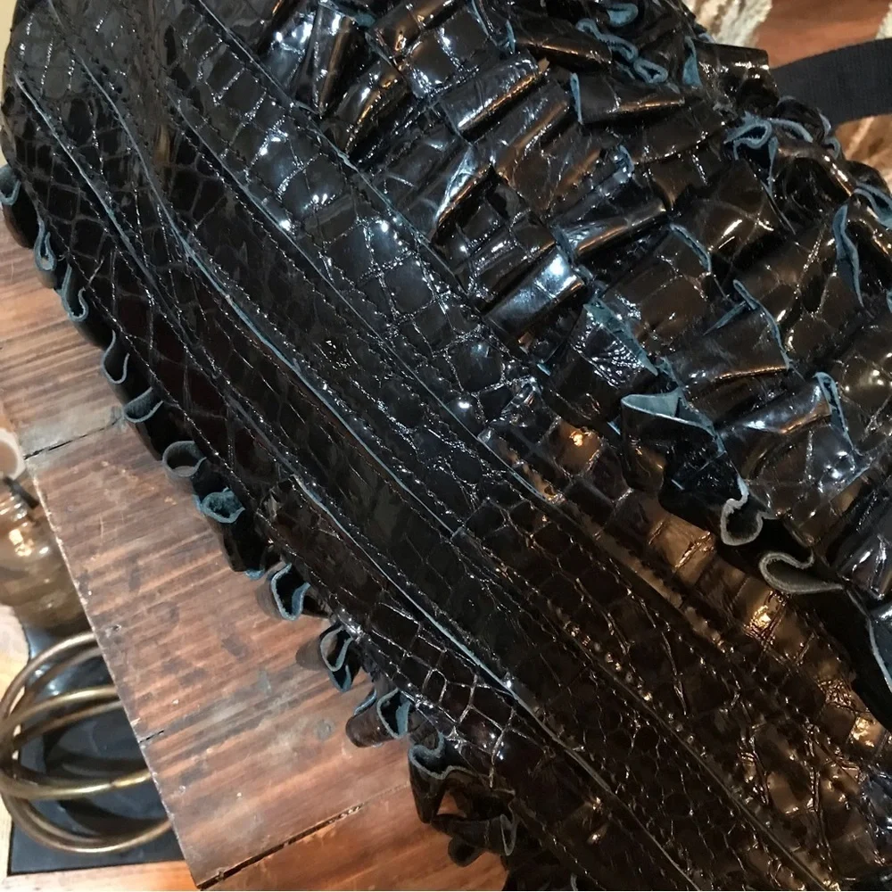 ▪️Black Patent Leather Handbag